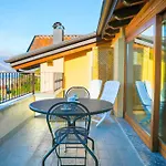 Grabbia 12 By Design Apartment *