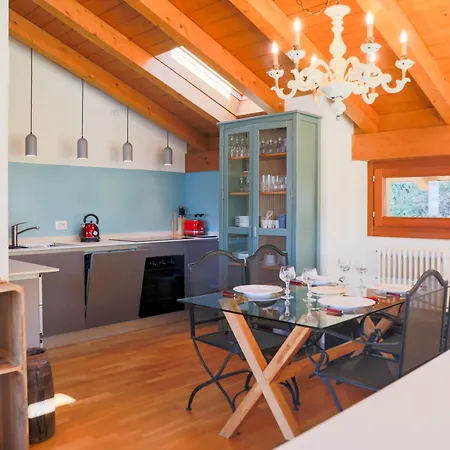 Grabbia 12 By Design Apartman